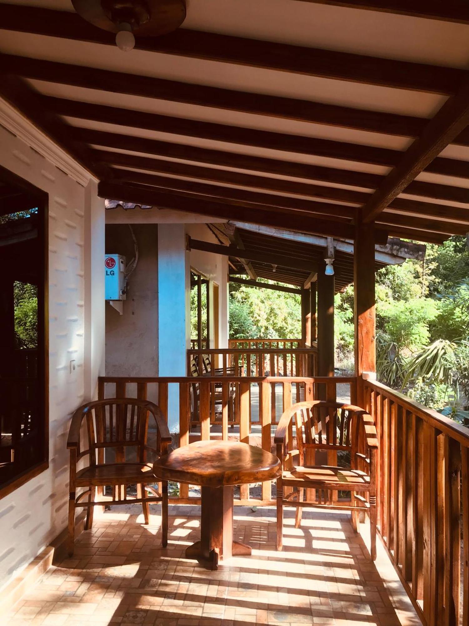Gili Lampu Homestay Labuhan Pandan Luaran gambar