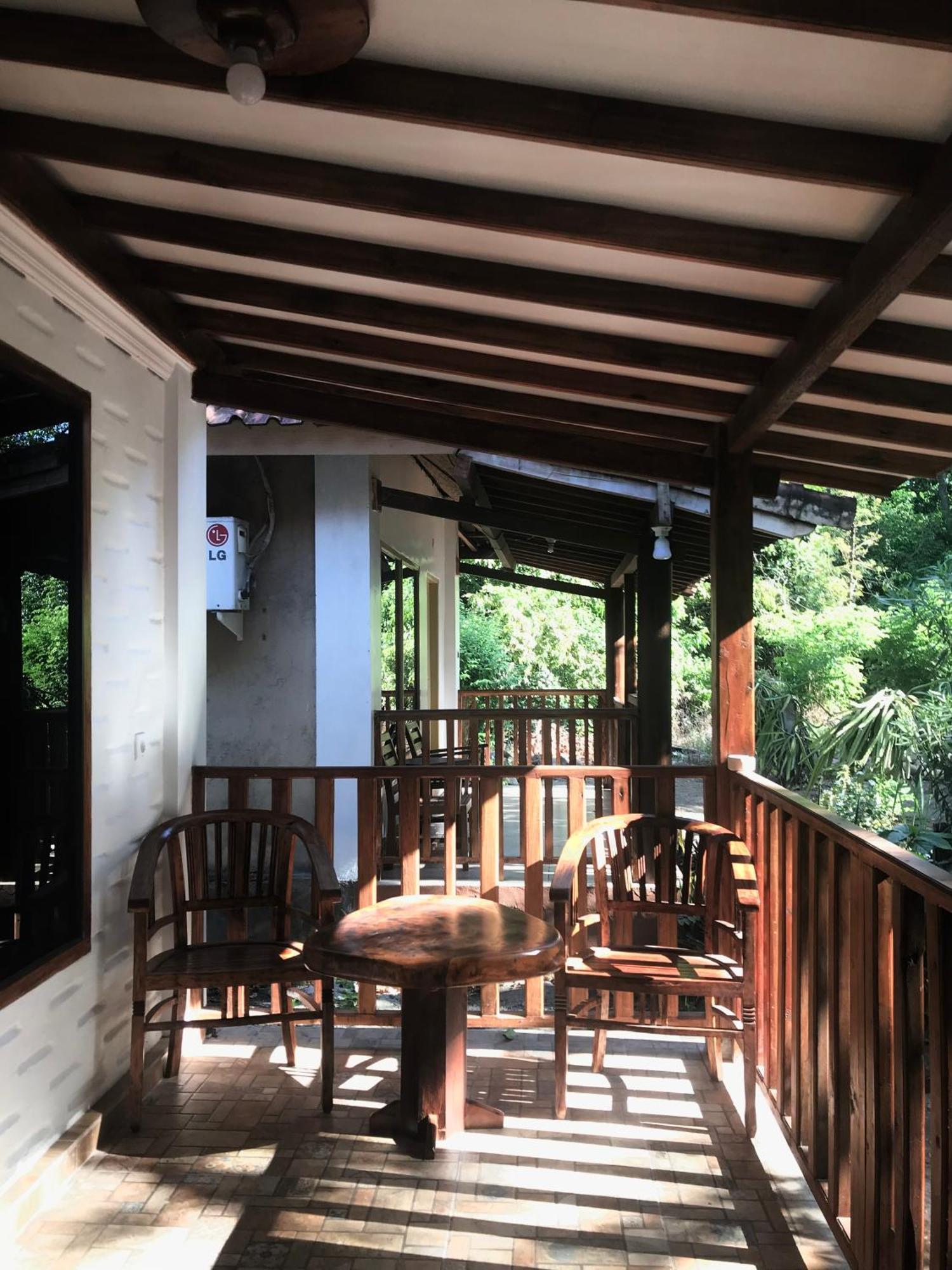 Gili Lampu Homestay Labuhan Pandan Luaran gambar