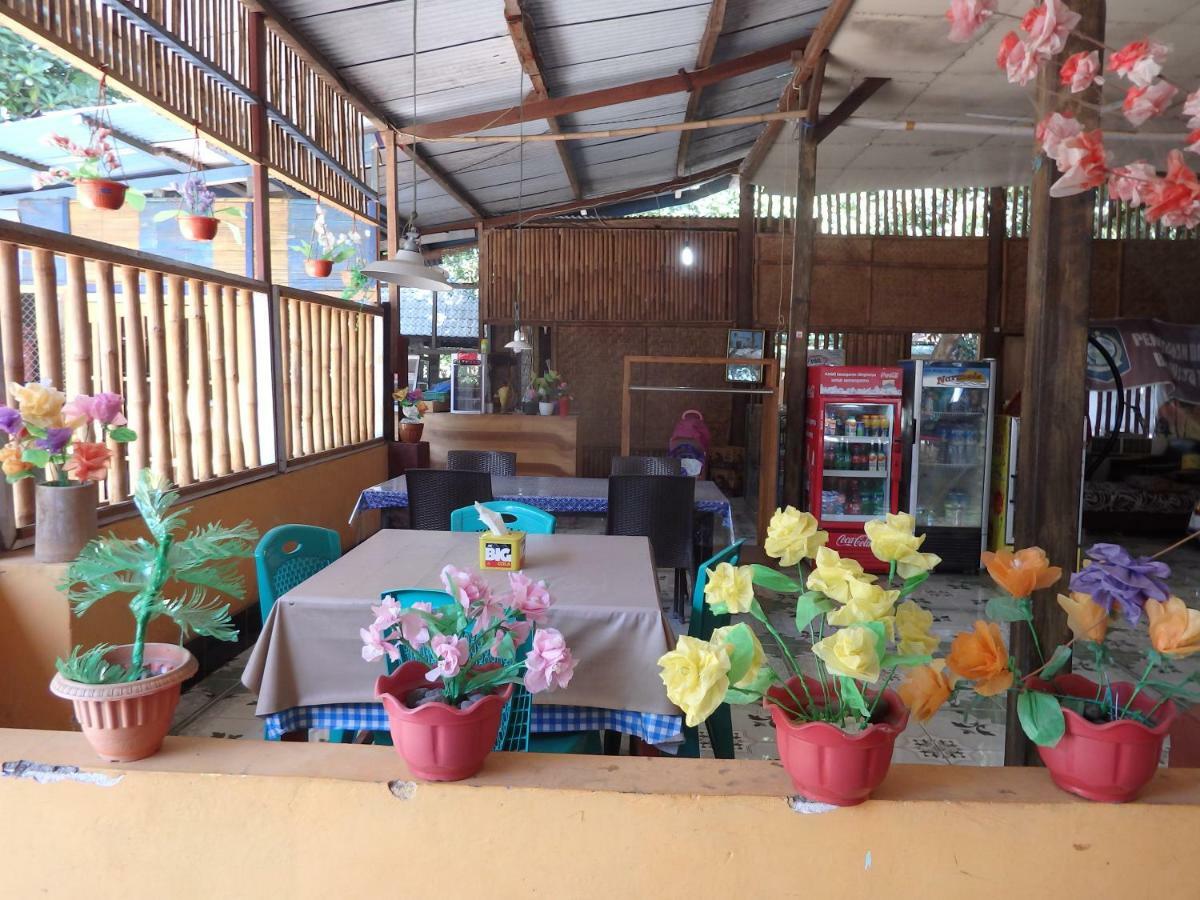 Gili Lampu Homestay Labuhan Pandan Luaran gambar